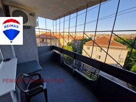 Studio Hašove, Ruse 5
