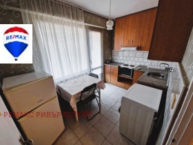 Studio Hašove, Ruse 4