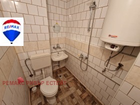 Studio Hašove, Ruse 7
