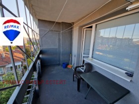 Studio Hašove, Ruse 6