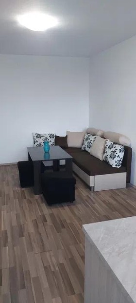 1 dormitorio Jristo Smirnenski, Plovdiv