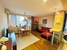 2 camere da letto Mladost 1, Varna