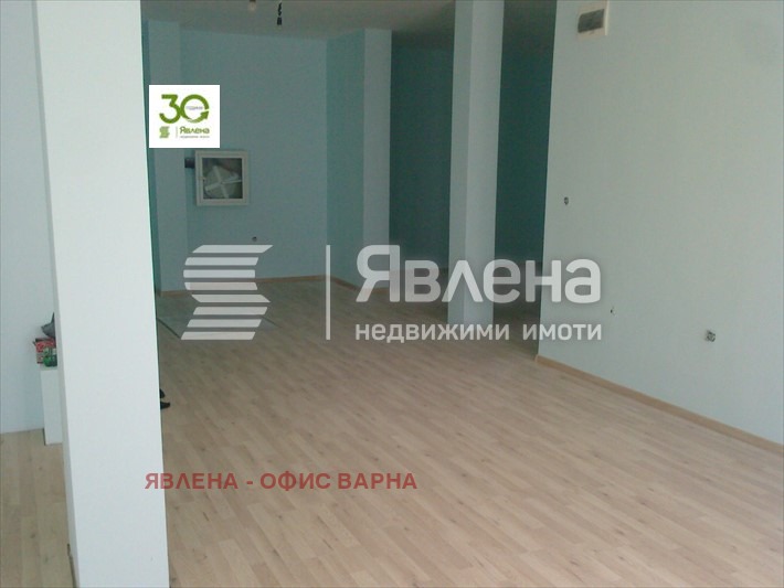Дава под наем МАГАЗИН, гр. Варна, Център