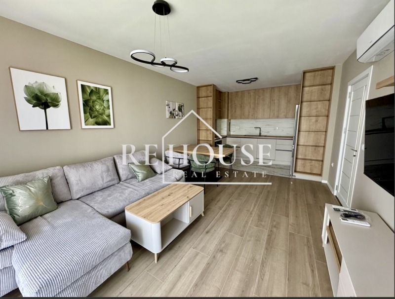 De inchiriat  1 dormitor Varna , Vâzrajdane 1 , 70 mp | 29074693 - imagine [2]