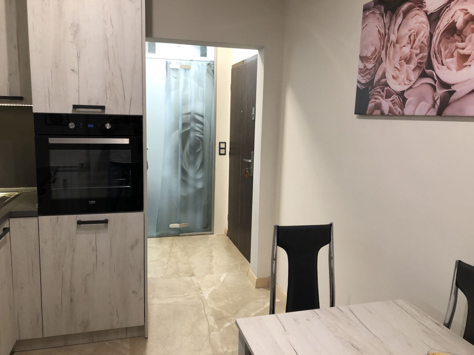 Дава под наем 2-СТАЕН, гр. София, Център, снимка 3 - Апартаменти - 53990104