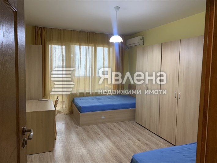Дава под наем  3-стаен град Варна , Център , 70 кв.м | 81077351
