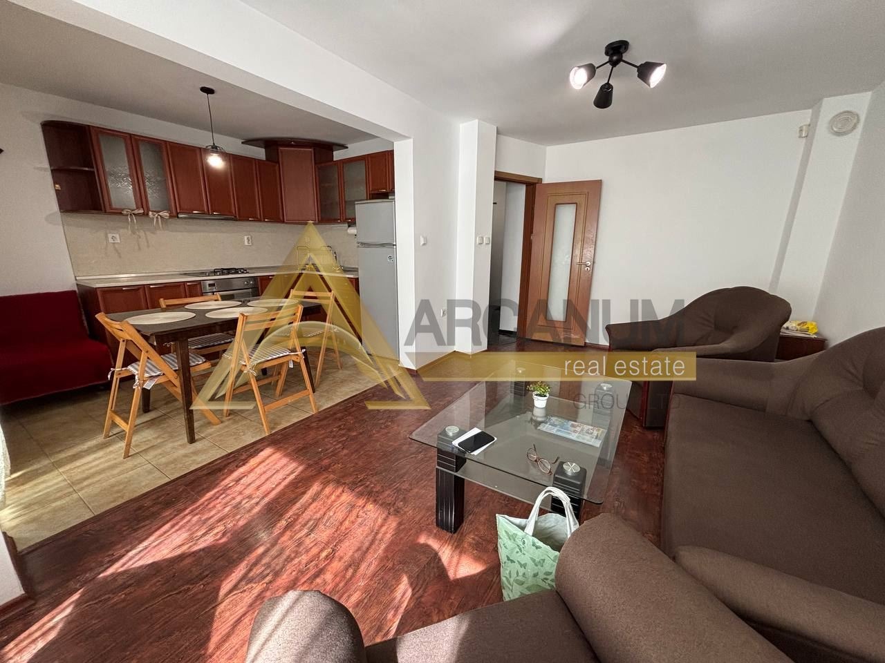 Дава под наем 3-СТАЕН, гр. Варна, Зимно кино Тракия