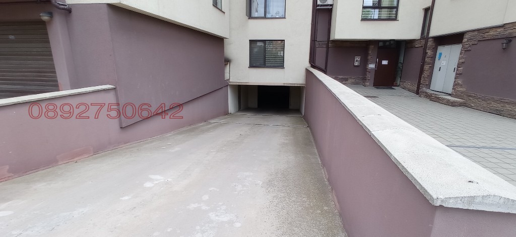 Дава под наем ГАРАЖ, ПАРКОМЯСТО, гр. София, Люлин - център, снимка 7 - Гаражи и паркоместа - 53606640