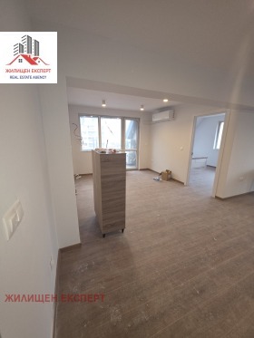 ����� ���� ��� ���� 3-�����,���� �����, ���������>