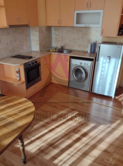 Дава под нем  2-стаен, град Варна, Възраждане 1 •  400 EUR • ID 68170453 — holmes.bg - [1] 