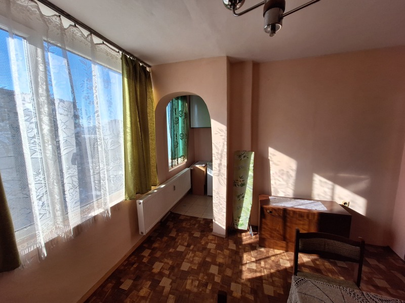 Para alugar  1 quarto Veliko Tarnovo , Koliu Fitcheto , 50 m² | 15532716 - imagem [2]