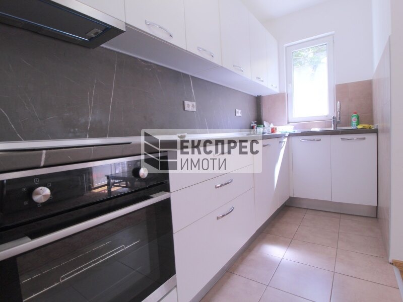 Te huur  2 slaapkamers Varna , Okrazjna bolnitsa-Generali , 93 m² | 46998524