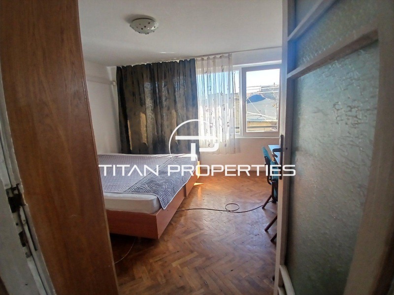 Дава под наем 3-СТАЕН, гр. Варна, Център, снимка 4 - Апартаменти - 52273561