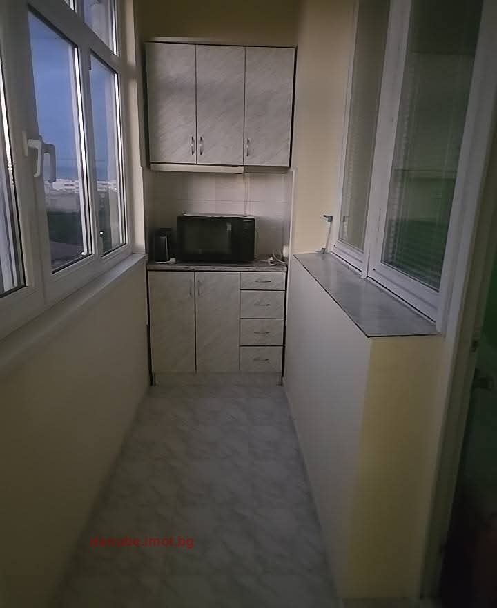 Дава под наем 3-СТАЕН, гр. Русе, Дружба 2, снимка 5 - Апартаменти - 56599691