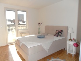 3 bedroom Iztok, Sofia 7