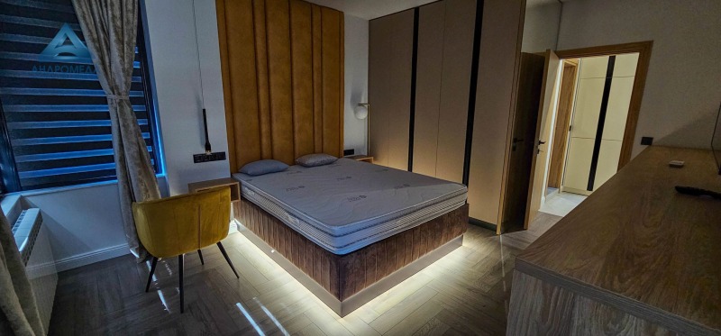 В аренду  2 спальни Плевен , Широк център , 121 кв.м | 87117947 - изображение [13]