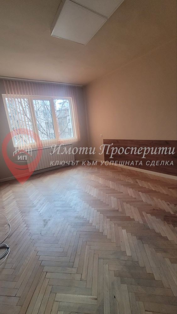 Дава под наем 3-СТАЕН, гр. София, Център, снимка 6 - Апартаменти - 53972155