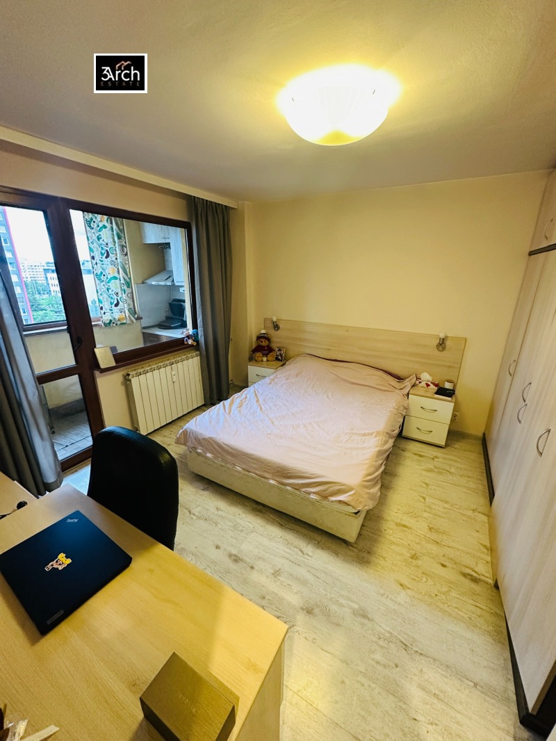 Te huur  3 slaapkamers Sofia , Mladost 4 , 120 m² | 89249869 - afbeelding [12]