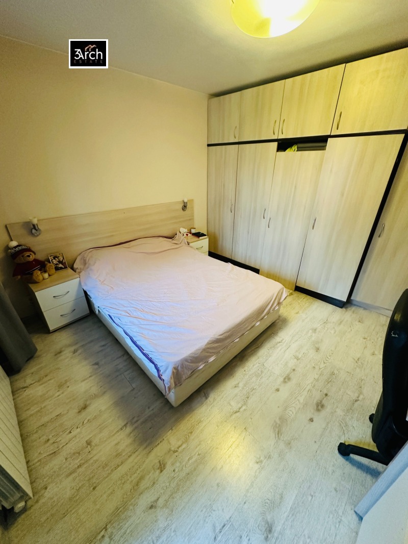 Te huur  3 slaapkamers Sofia , Mladost 4 , 120 m² | 89249869 - afbeelding [13]