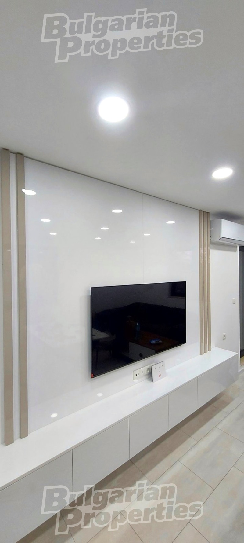 Дава под наем 3-СТАЕН, гр. Шумен, 5-ти полк, снимка 3 - Апартаменти - 53021097