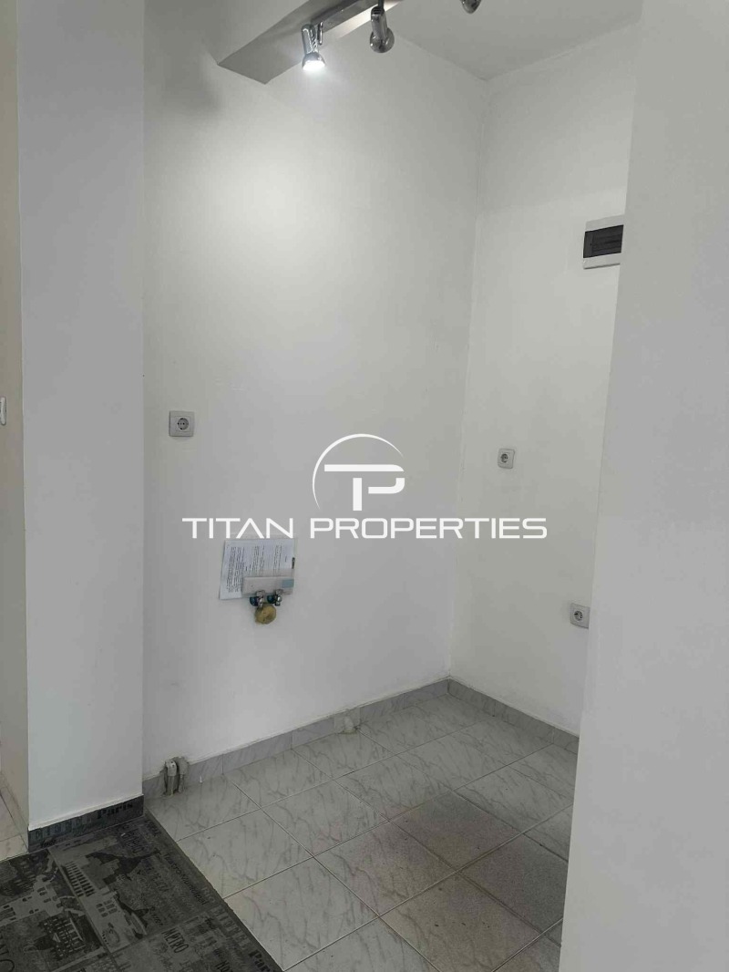 Дава под наем МАГАЗИН, гр. Пловдив, Кършияка, снимка 3 - Магазини - 53020986