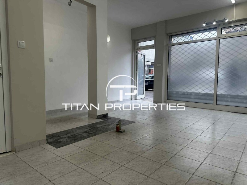 Дава под наем МАГАЗИН, гр. Пловдив, Кършияка, снимка 2 - Магазини - 53020986