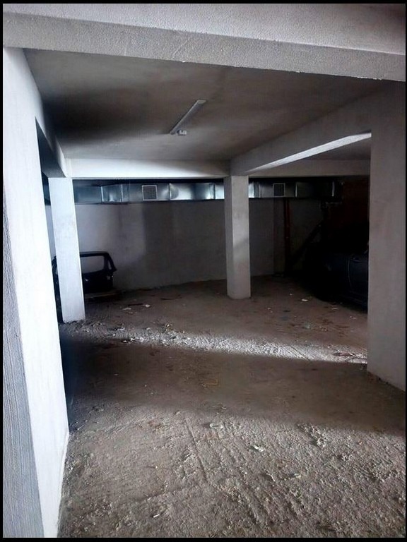 Дава под наем ГАРАЖ, ПАРКОМЯСТО, гр. Кърджали, Промишлена зона - Б