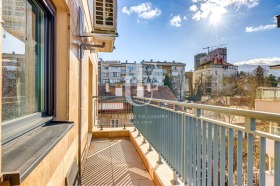 ���� ��� ���� 3-����� | Imot.bg � ����� ������ 12