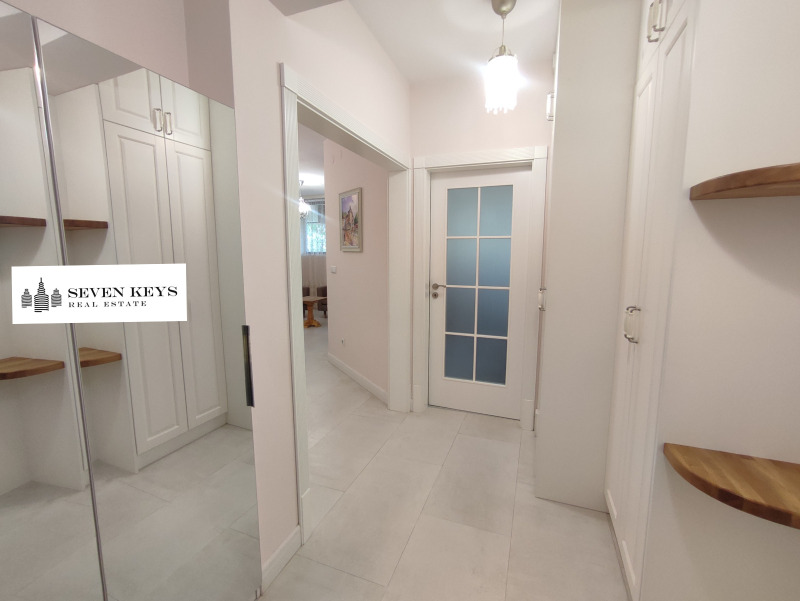 Kiadó  3 hálószobás Varna , Centar , 132 négyzetméter | 57447180