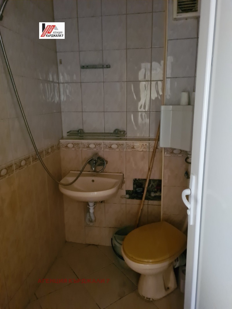 K pronájmu  2 ložnice Kardžali , Vazroždenci , 65 m2 | 84935558 - obraz [10]