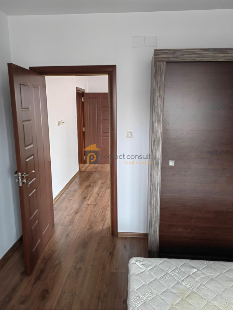 Дава под наем  4-стаен град Пловдив , Прослав , 150 кв.м | 98424681 - изображение [8]