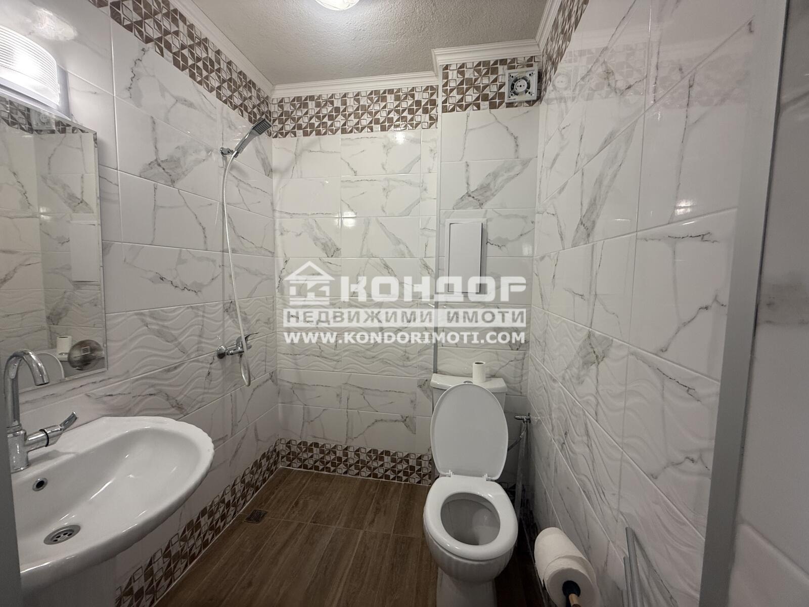 Дава под наем 3-СТАЕН, гр. Пловдив, Център, снимка 12 - Апартаменти - 54605065