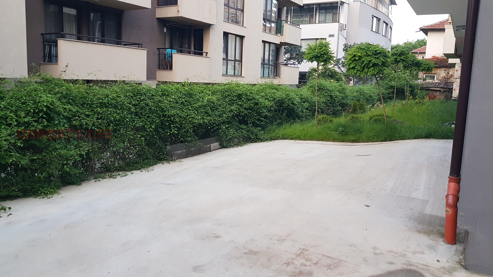 Дава под наем ГАРАЖ, ПАРКОМЯСТО, гр. София, Бъкстон, снимка 8 - Гаражи и паркоместа - 53868861