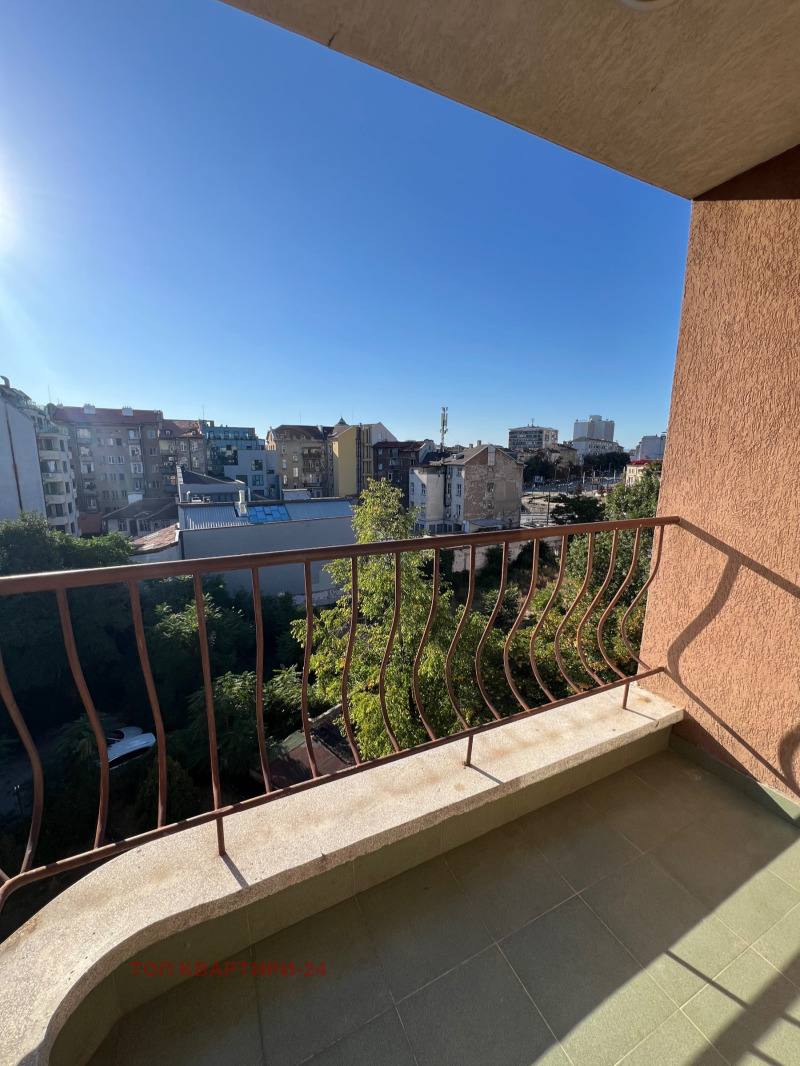 Zu vermieten  1 Schlafzimmer Sofia , Zentar , 55 qm | 60891130 - Bild [5]