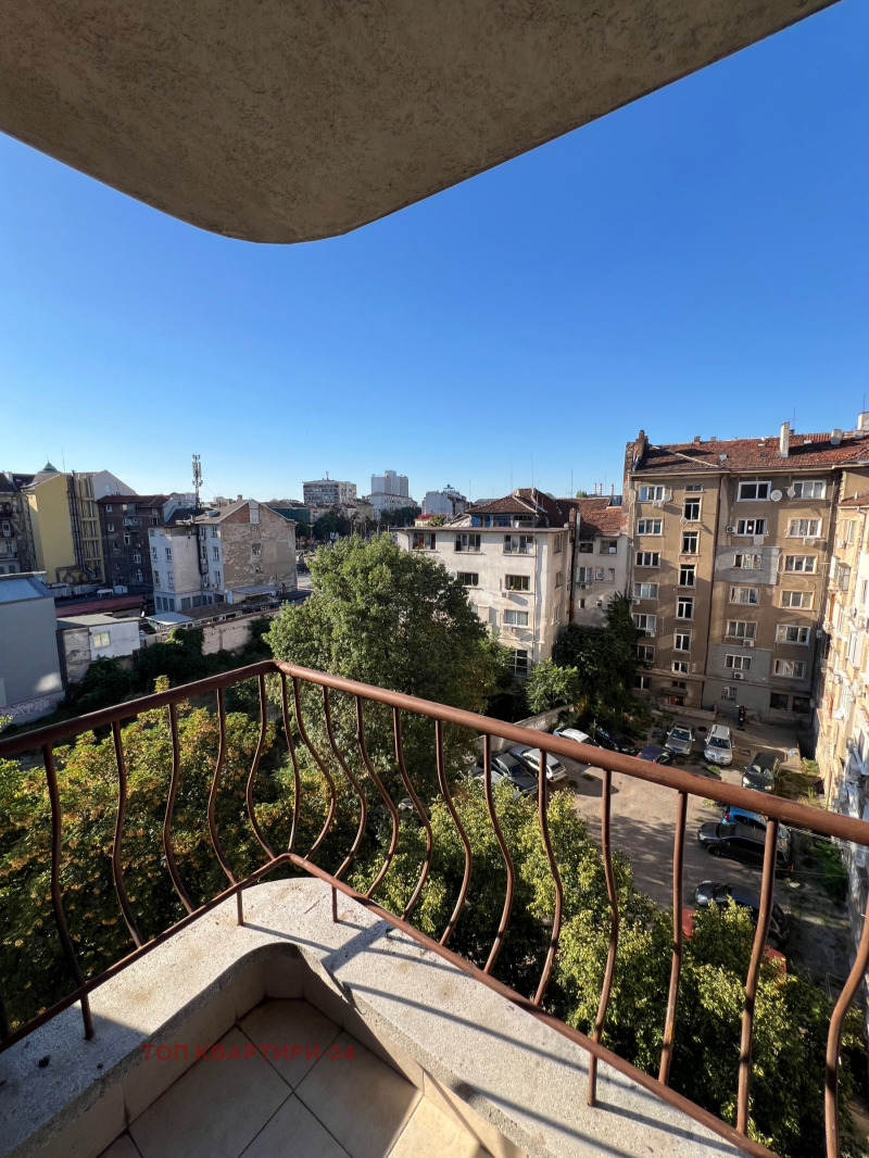 Zu vermieten  1 Schlafzimmer Sofia , Zentar , 55 qm | 60891130 - Bild [9]