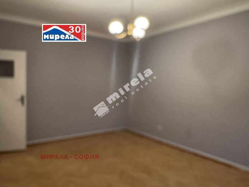 Дава под наем 4-СТАЕН, гр. София, Център, снимка 11 - Апартаменти - 52369594