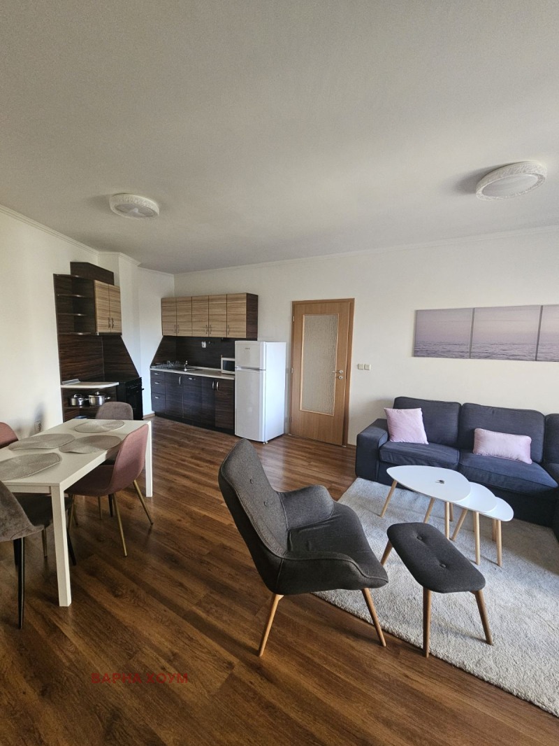 Дава под наем 3-СТАЕН, гр. Варна, Левски 1, снимка 2 - Апартаменти - 51970488