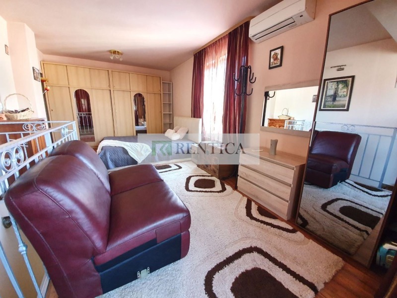 Zu vermieten  2 Schlafzimmer Warna , Zentar , 86 qm | 72676695 - Bild [15]
