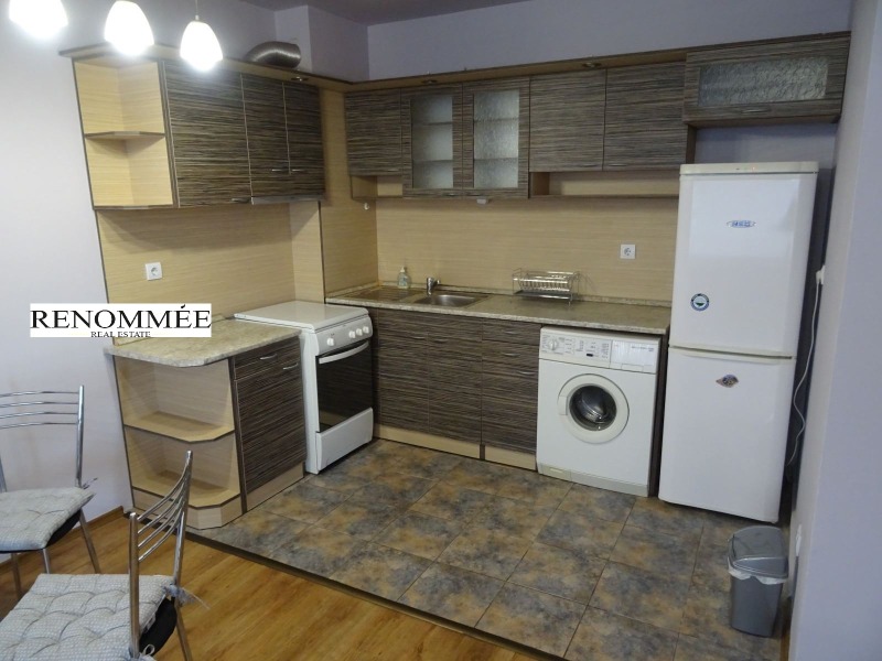 K pronájmu  1 ložnice Sofia , Reduta , 70 m2 | 82233008 - obraz [2]