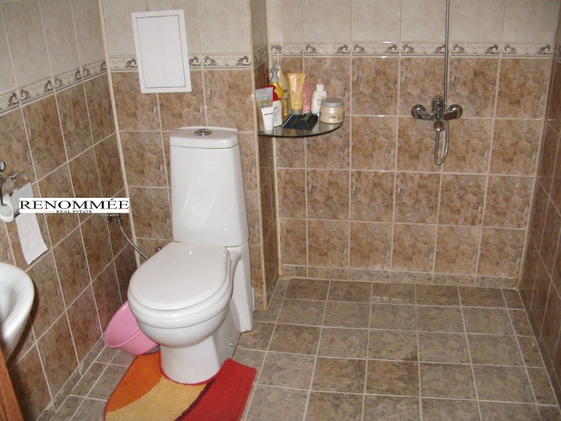 K pronájmu  1 ložnice Sofia , Reduta , 70 m2 | 82233008 - obraz [5]