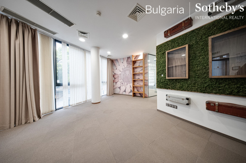 Дава под наем  Офис град София , Изток , 117 кв.м | 99670099
