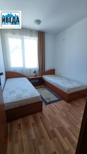 2 camere da letto Tsentralna poshta, Varna 8