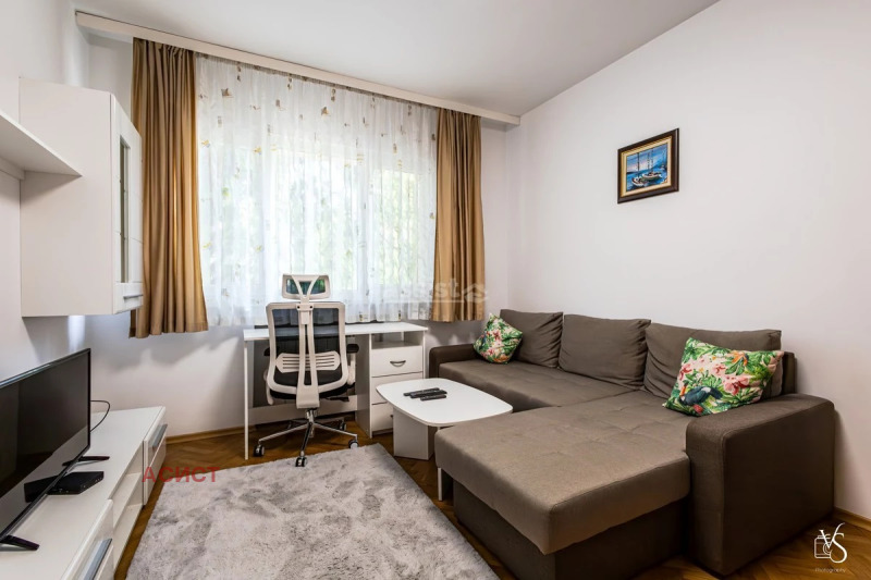 Da affittare  1 camera da letto Sofia , Geo Milev , 58 mq | 21792274 - Immagine [2]