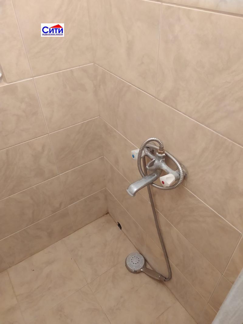 För uthyrning  Hus Golv Pazardjik , Centar , 70 kvm | 57538179 - bild [9]
