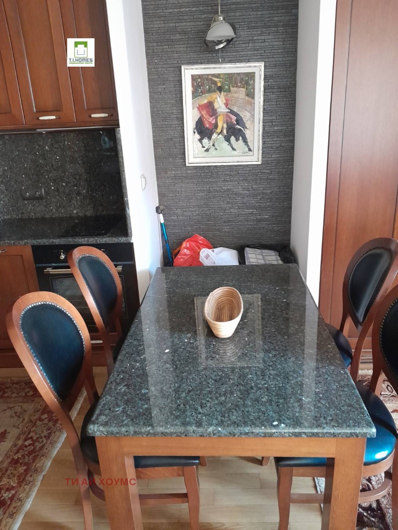 Zu vermieten  1 Schlafzimmer Sofia , Studentski grad , 72 qm | 33473794