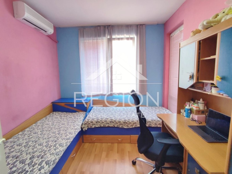 Издаје се  2 спаваће собе Варна , Колхозен пазар , 75 м2 | 32668607 - слика [7]