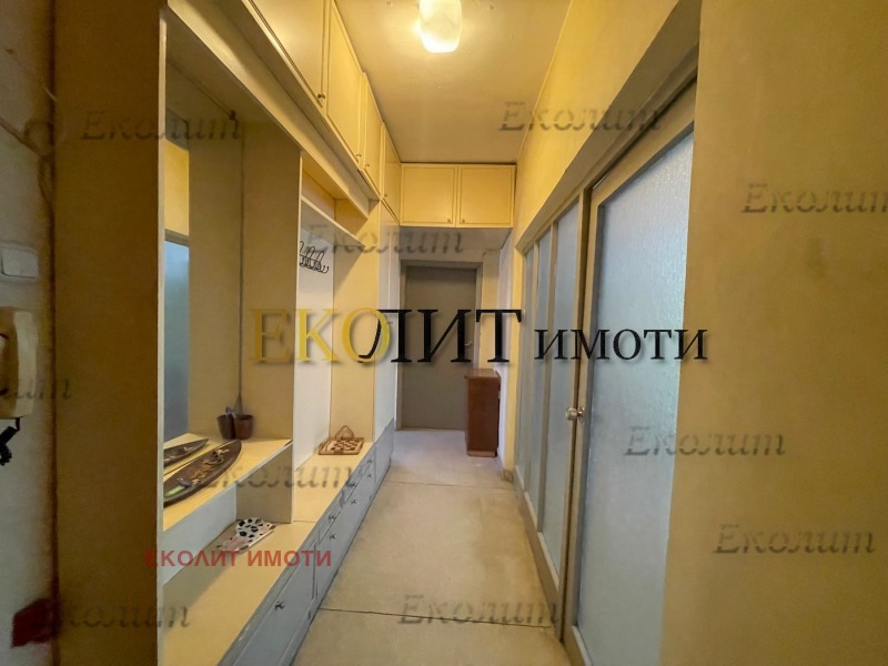 Дава под наем 3-СТАЕН, гр. София, Център, снимка 2 - Апартаменти - 53365793