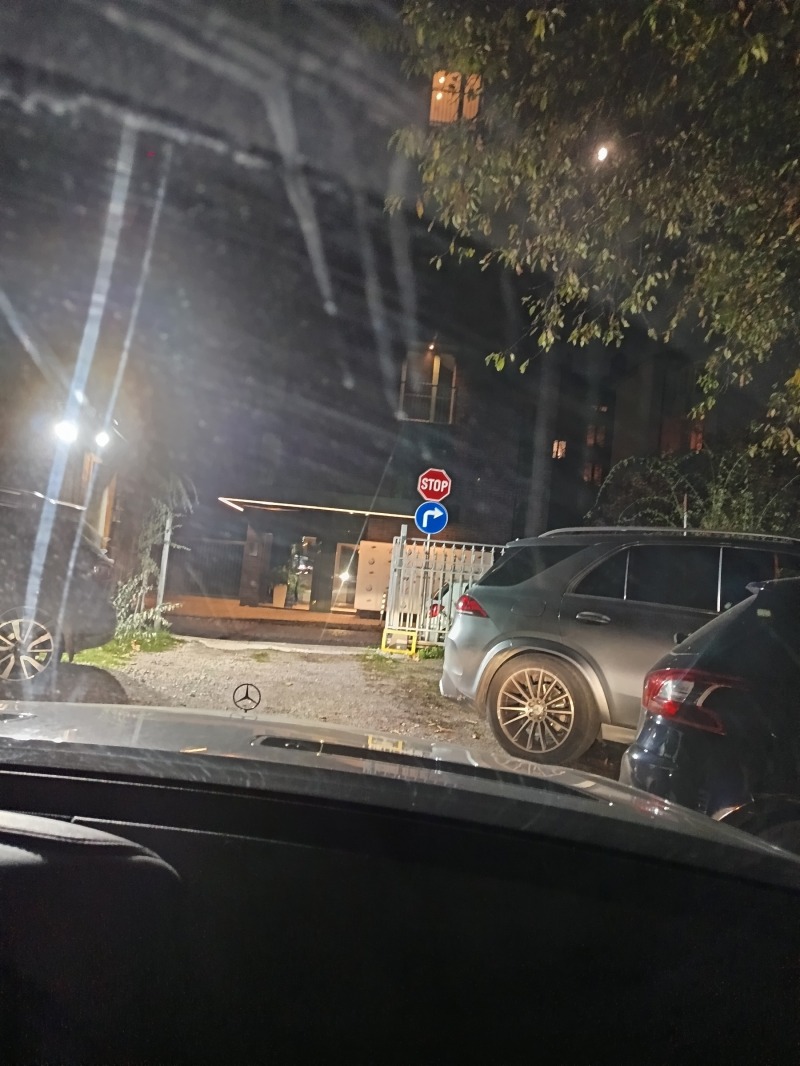 Дава под наем ГАРАЖ, ПАРКОМЯСТО, гр. София, Център, снимка 8 - Гаражи и паркоместа - 53046627