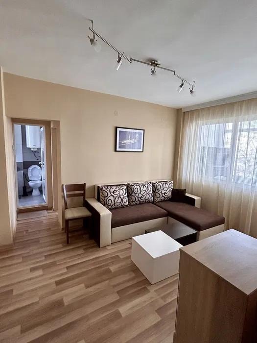 Издаје се  1 спаваћа соба Варна , Зимно кино Тракија , 55 м2 | 35236618