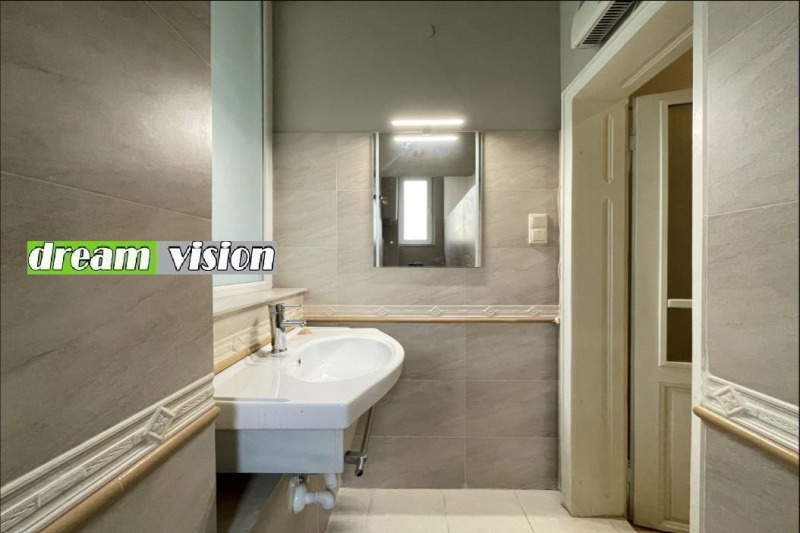 För uthyrning  2 sovrum Sofia , Javorov , 125 kvm | 63291402 - bild [7]